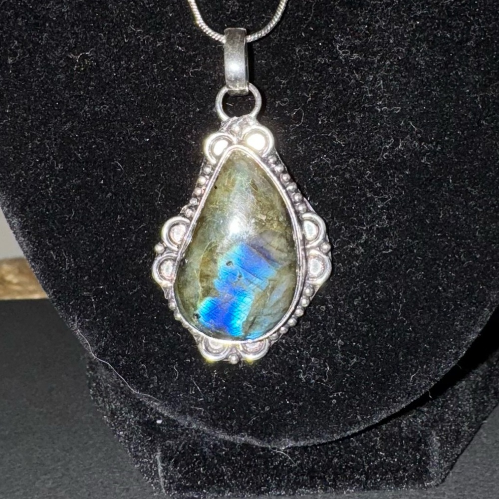 FIERY LABRADORITE PENDANT NECKLACE| 925sp| CHAIN 18”
